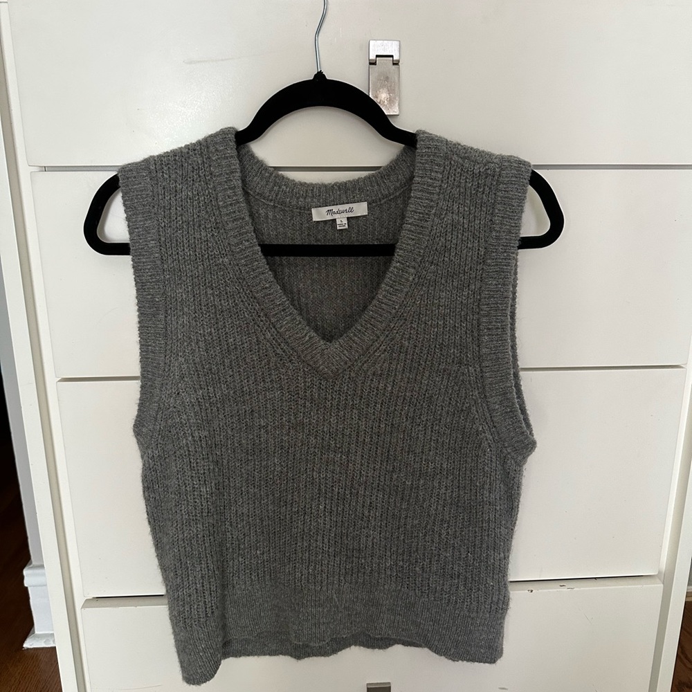 Madewell, grey sweater vest, Large